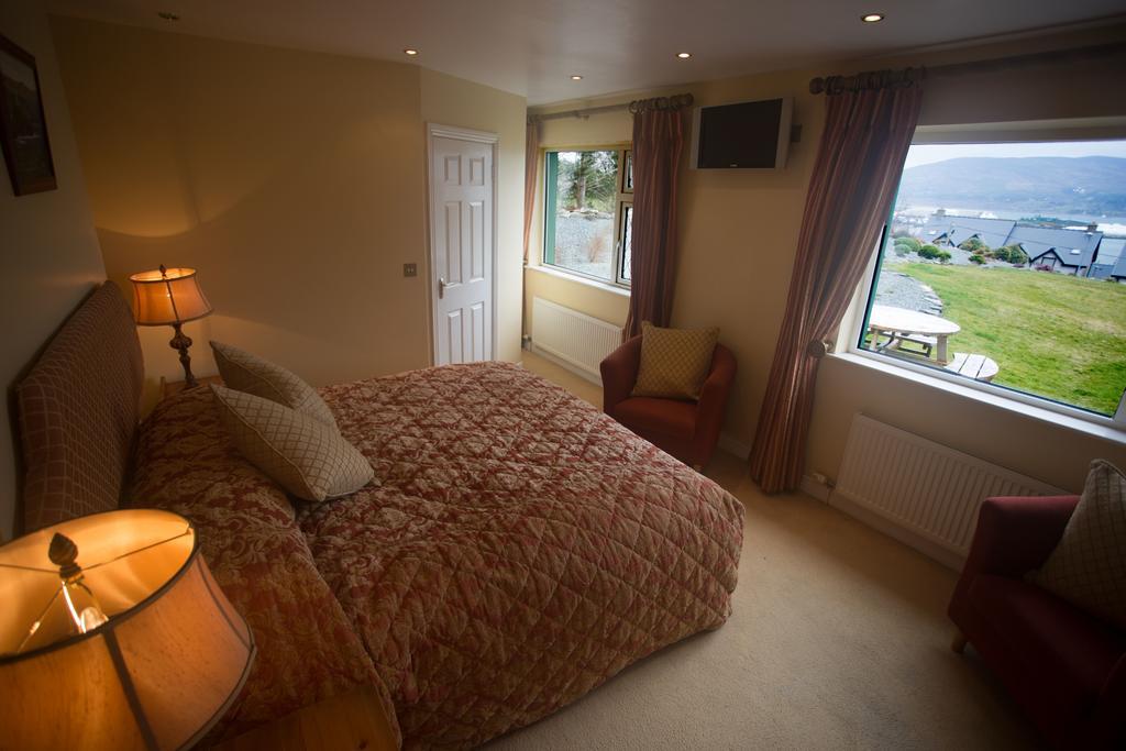 Island View House Bed & Breakfast คาสเซิลทาวน์เบียร์ ภายนอก รูปภาพ