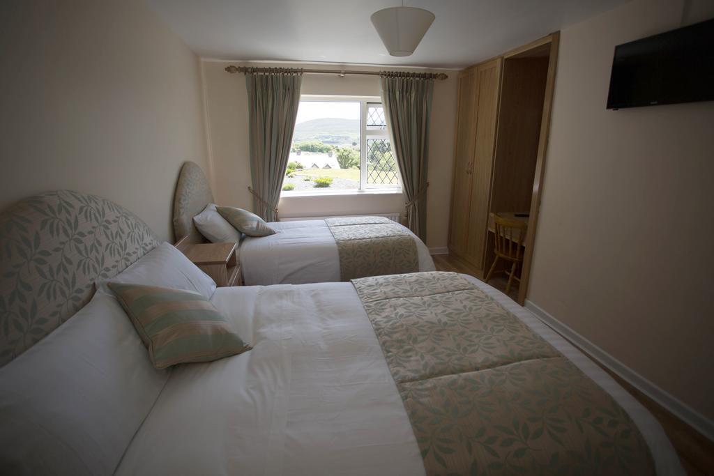Island View House Bed & Breakfast คาสเซิลทาวน์เบียร์ ภายนอก รูปภาพ